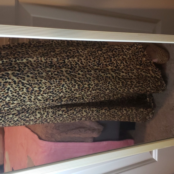 Leopard 🐆 Print Culotte/Long Skirt Style Pants - Picture 7 of 8